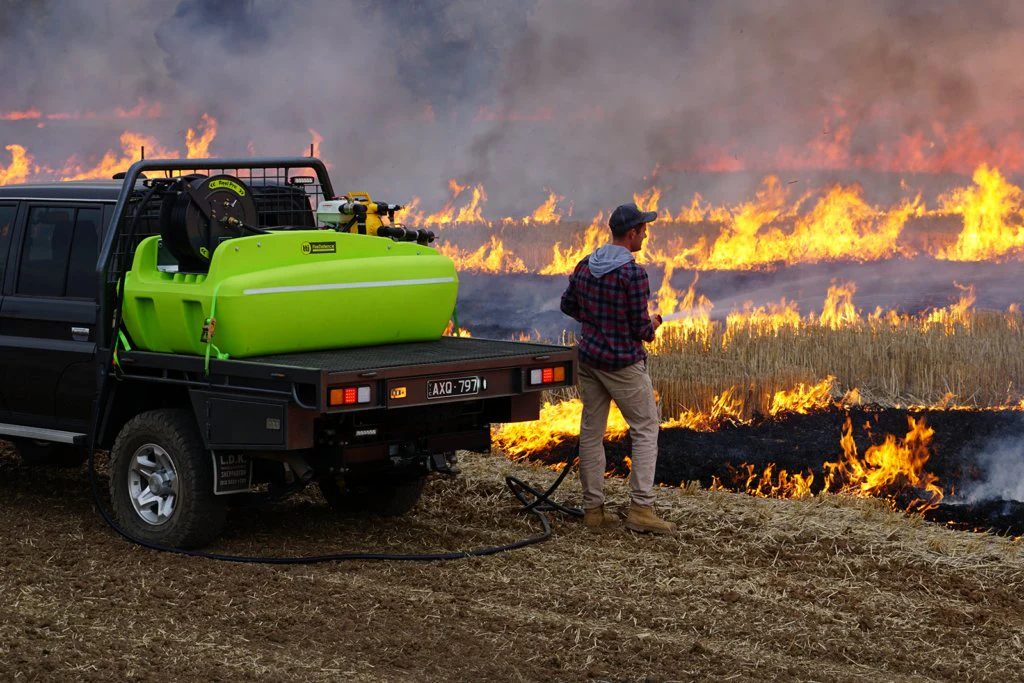 1,000L FireDefence™ Portable Fire Fighting Unit with Pump - Image 4