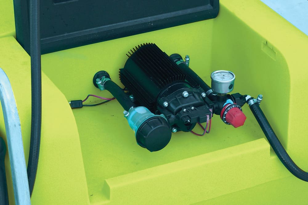 200L ReelStrike™ 12v Sprayer with Reel - Image 4
