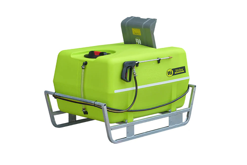 400 Litre Strike Spot Sprayer With 12 Volt Pump And Extras. - Image 3