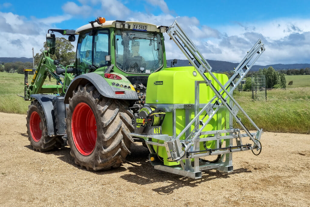 800L LinkOn™ 3PL Tractor Boom Sprayer With Pump - Image 5