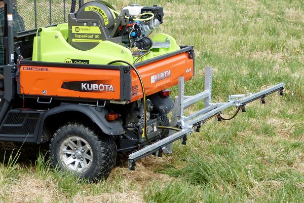 TTI Compact Galvanised Folding 4mtr Spray Boom With Goose Neck Attachment - Image 4